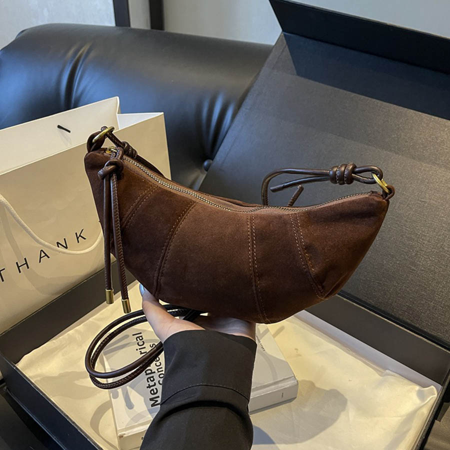 Women Bags Manufacturer - Aksamitna Torba na Ramię z Zamkiem