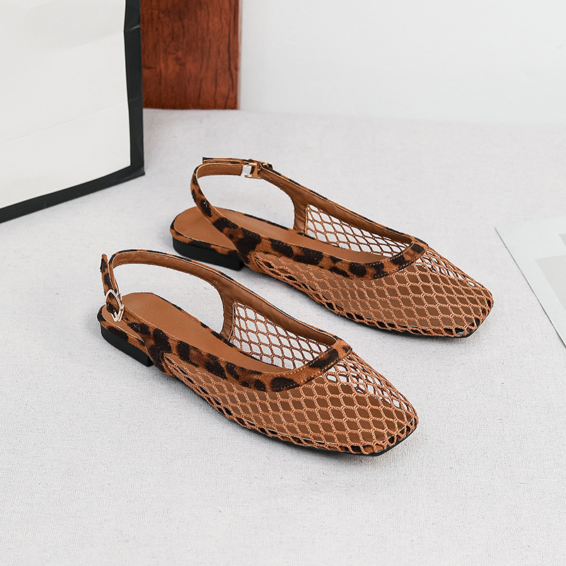 Klapki z siateczki z kwadratow – Women Bags And Shoes recenzja i cena